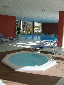 Appart hôtel Vacancéole - Le Domaine Du Golf D'albret Barbaste