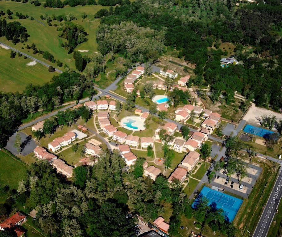 Appart hôtel Vacancéole - Le Domaine Du Golf D'albret 3*